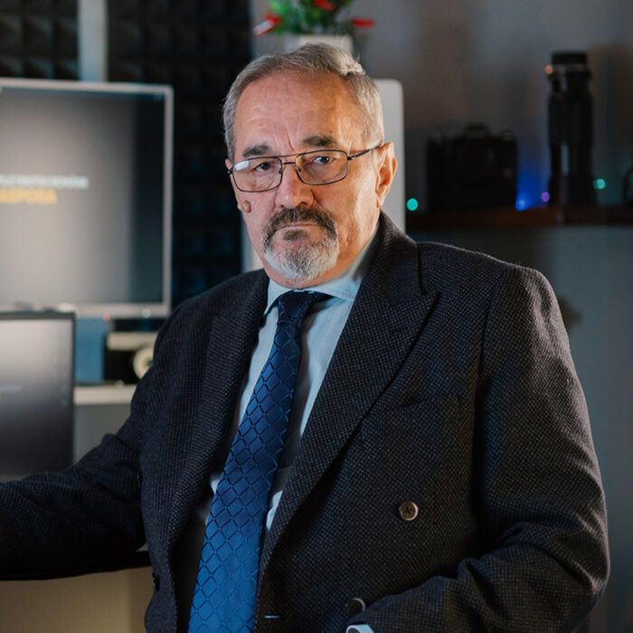 Radu Nicolae, președintele APS Cuore ETS, promovează educația culturală românească în Piacenza, Italia. Asociația